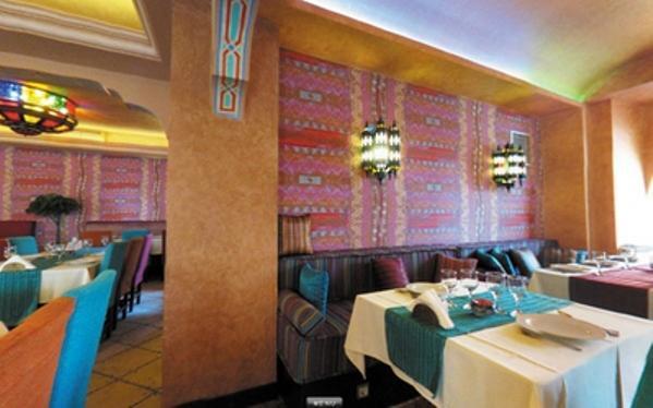 Hotel Piccolo Mondo Bukarest Kültér fotó