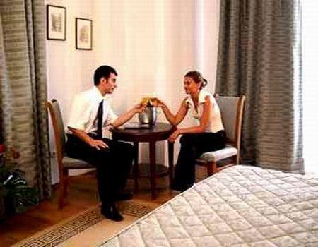 Hotel Piccolo Mondo Bukarest Szoba fotó